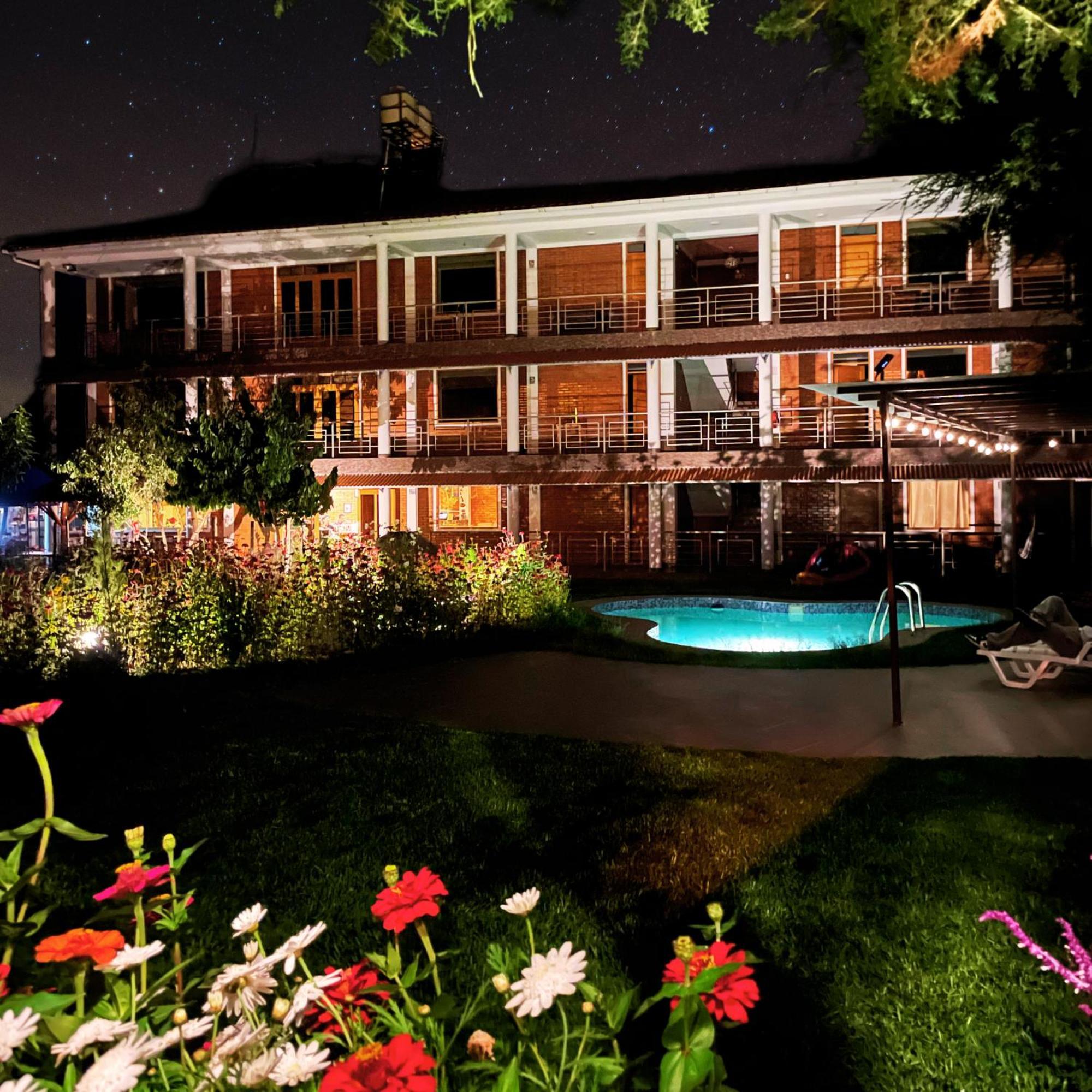 Runaway Eco Hotel Carhuaz Exterior foto
